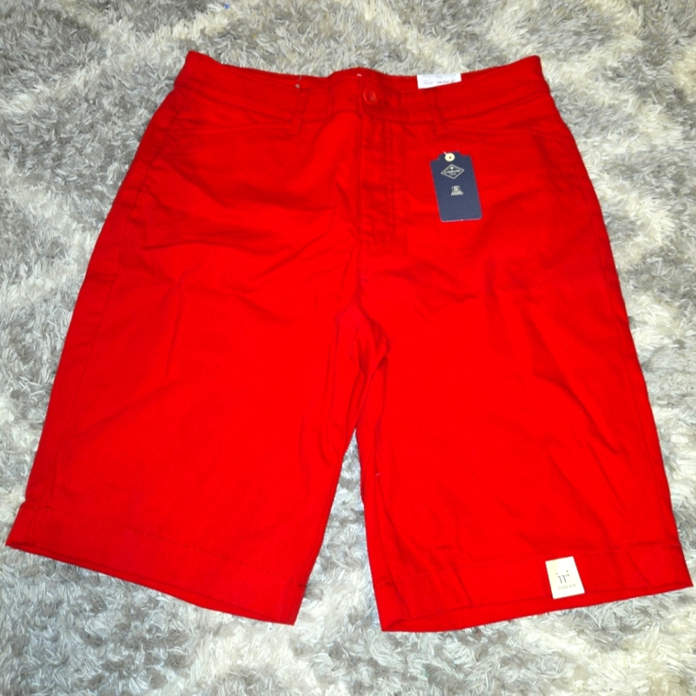 NWT St. Johns Bay Bermuda shorts